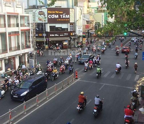 Cần bán Nhà mặt phố 82m²