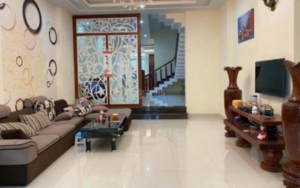 Cần bán Nhà trong hẻm 150m²