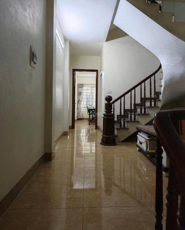 Chỉ 15 tỷ-cực hiếm đường trần quốc hoàn - 6 tầng - phân lô, ô tô 🏢 tránh