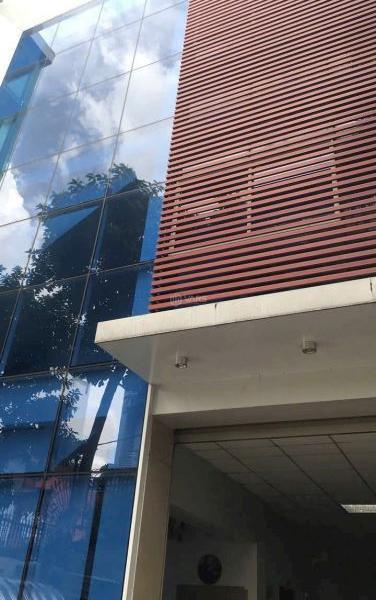 Cho thuê Toà nhà 🏢 văn phòng Mặt Tiền Hoàng Diệu P10 DT 9x30 3 lầu