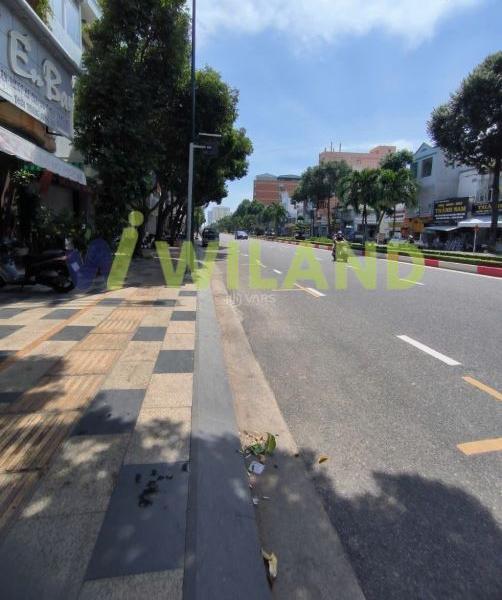 Cần bán Nhà mặt phố 40m²