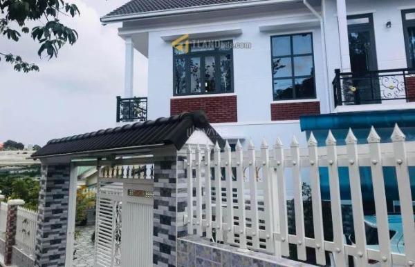Giảm ngay 3 🏦 tỷ - Bán GẤP VILLA Đẹp Nam Hồ P11 Đà Lạt chỉ còn 12 tỷ TL