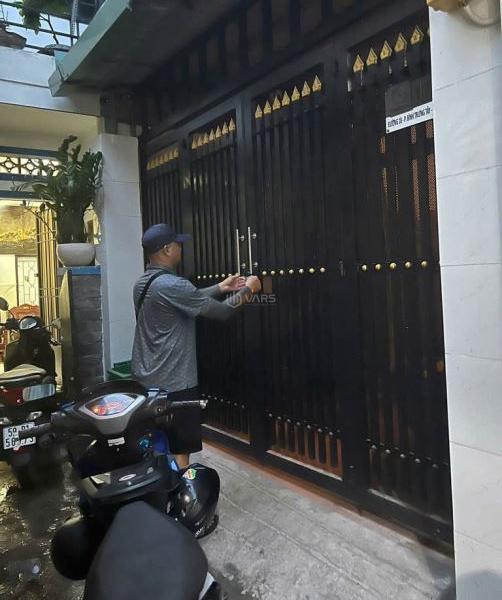 Chủ cần bán Nhà trong hẻm 63m²
