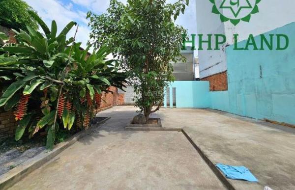 Chủ cho thuê Nhà mặt phố 223m²