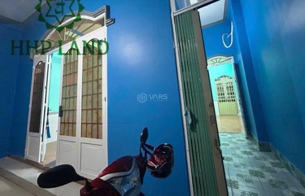 Cho thuê nhà nguyên căn sân xe hơi 3 phòng 🆘 ngủ mới sơn sửa gần chợ Đồn, phường Bửu Hòa