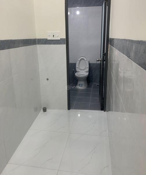 Bán nhà cấp 4 Hẻm thông Nguyễn Thái Học 🌊 – Hoàng Văn Thụ DT 60m2 giá 2ty450
