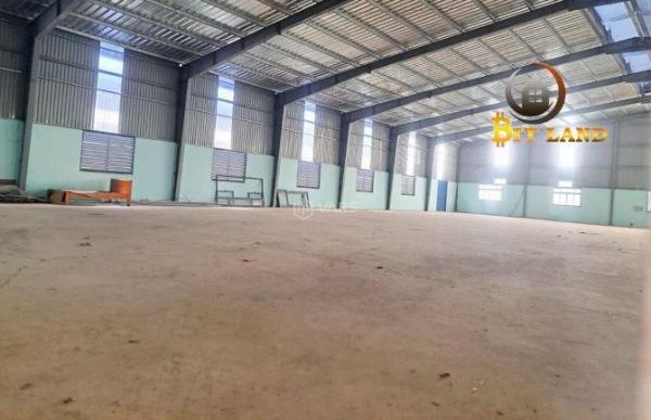 Cần cho thuê Nhà xưởng, nhà kho 2400m²