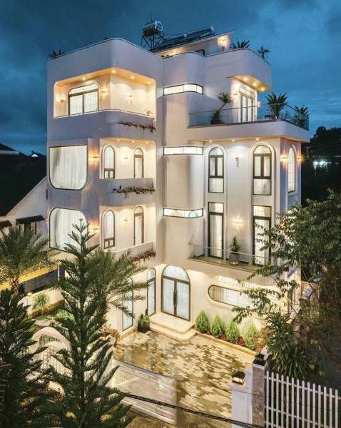 Villa phong cách Địa Trung Hải - view đẹp - 🏡 nội thất hiện đại - karaoke, bida, cafe ngay t
