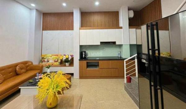 Khu Nguyễn 🏣 Khoái 31,5m hơn 6 đồng