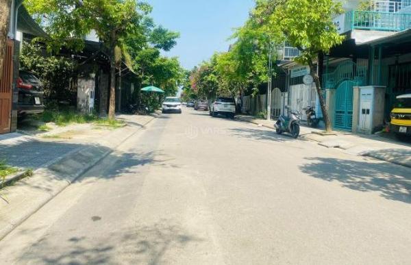 Cần bán Nhà trong hẻm 72m²
