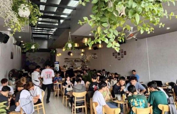 Chủ cho thuê Nhà mặt phố 187m²
