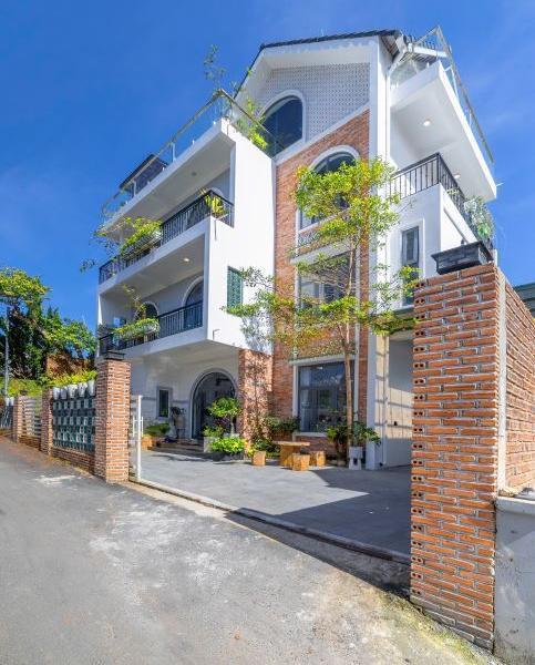 VILLA ĐẸP KHU BIỆT THỰ GẦN THUNG LŨNG 🔥 TÌNH YÊU, KINH DOANH NGHỈ DƯỠNG ĐỀU TỐT