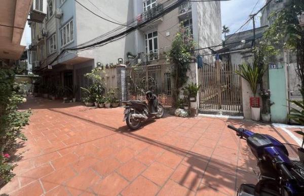 Đất vàng 👍 Long Biên - LÔ GÓC - 165m2 - MT 8.5m - ô tô vào đất - 10p vào phố cổ