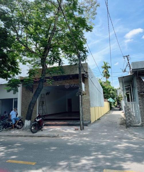 Bán Đất nền riêng lẻ 169m²
