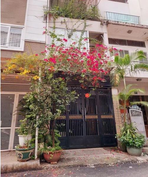 Cần bán Nhà trong hẻm 63m²