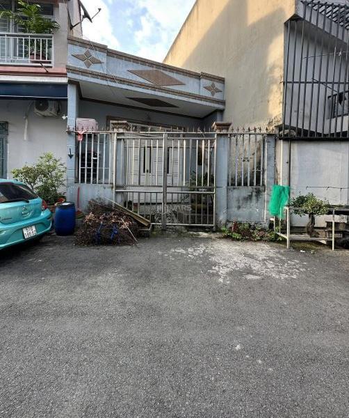 Chủ cần bán Nhà mặt phố 68m²