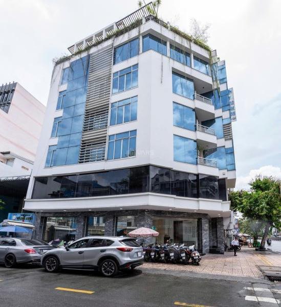 Cho 🌊 thuê tòa nhà Quận 5 góc 149 Nguyễn Văn Cừ DT 8.6x16m 5 lầu Thang máy PCCC giá 40triệu