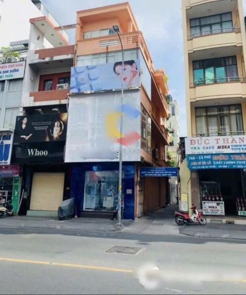 Cho thuê 🏚️ nguyên căn 2 mặt tiền Hai Bà Trưng Quận 1 giá chỉ 98 triệu