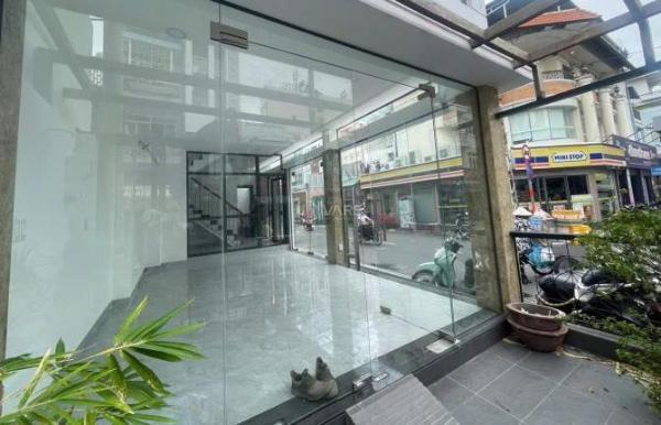Chủ cho thuê Nhà mặt phố 68m²