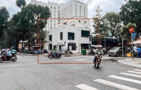 Cho thuê nhà góc mặt tiền 130 Nguyễn Đình Chiểu Quận 3 🏘️ 10x15m trệt lầu giá 200 triệu
