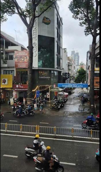 Cần cho thuê Nhà mặt phố 576m²