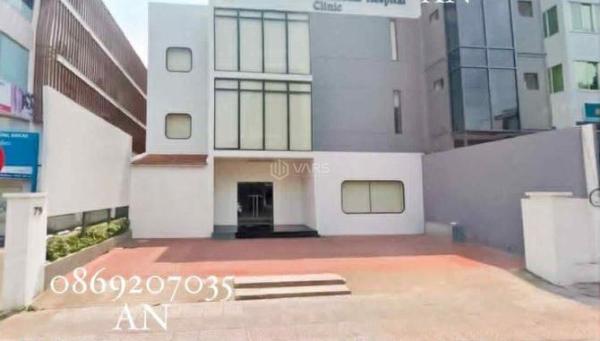 Chủ cho thuê Nhà mặt phố 882m²
