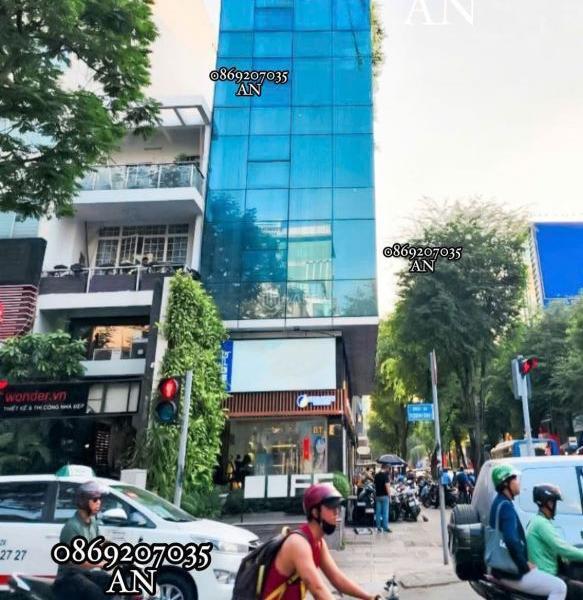 Cho thuê nhà Võ Văn Tần quận 3 Dt 🌊 5,8x22m, 6 lầu Thang máy giá 230 triệu