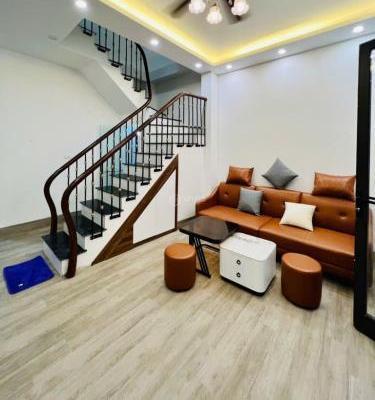 Bán Nhà trong hẻm 30m²