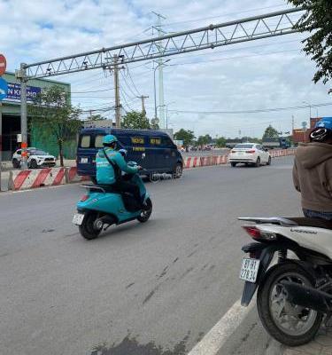 Bán nhà 1 trệt 2 lầu gần 🏬 Khang Điền, Phú Hữu, Quận 9 - Giá chỉ 4.65 tỷ
