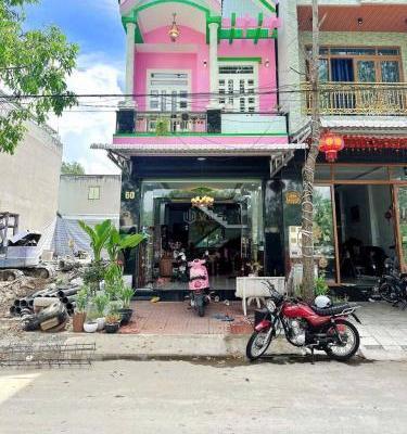 Chủ cần bán Nhà mặt phố 85m²