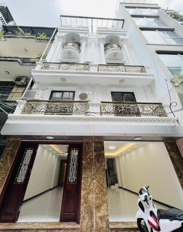 Bán nhà phân lô vỉa hè 20m ra phố hồng hà, ba đình 6 tầng thang 🏬 máy
