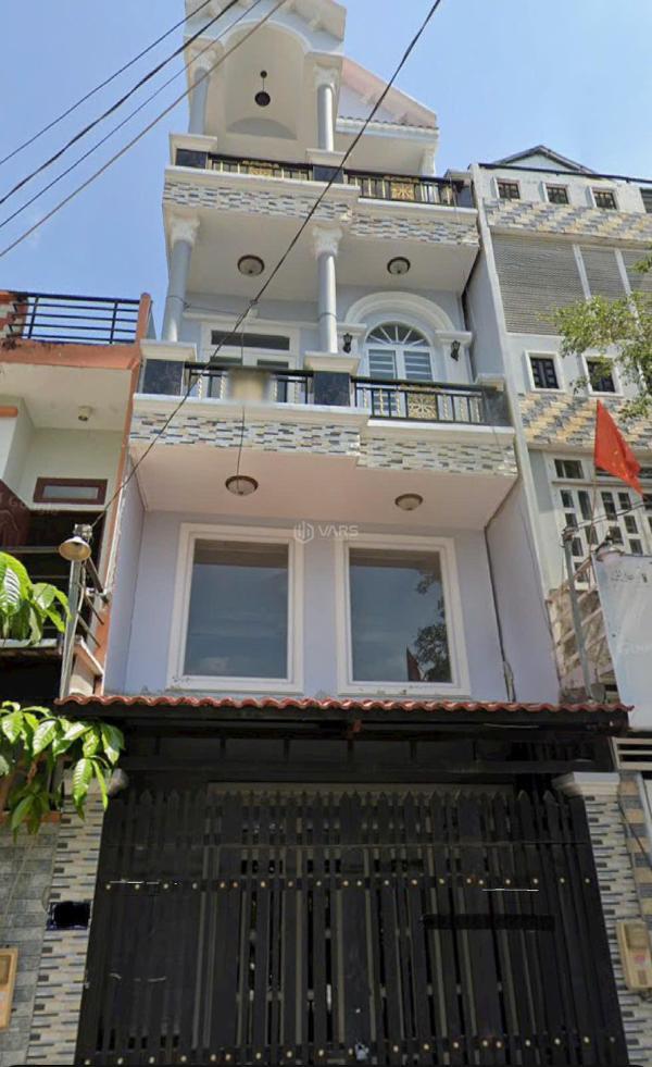 Bán Nhà mặt phố 126m²