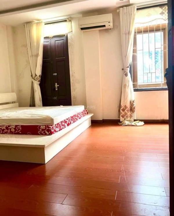 Bán nhà phố tôn thất thiệp, ba đình, phân lô, ô 🔥 tô tránh,52m2, mt5m, 4 tầng.