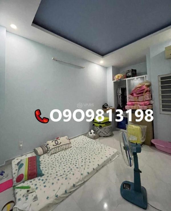 Cần bán Nhà mặt phố 40m²