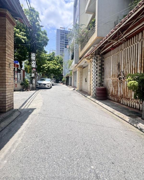 Bán 🏦 nhà trung tâm nguyễn sơn, 66m2 - ngay cạnh berriver long biên - oto tránh