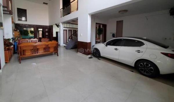 Chủ cần bán Nhà mặt phố 187m²