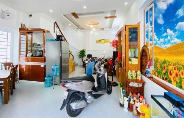 Cần bán Nhà mặt phố 44m²