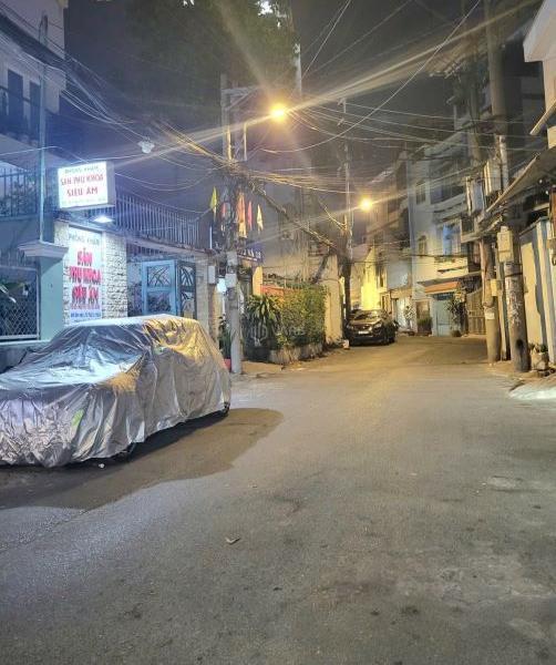 Cần bán Nhà trong hẻm 100m²