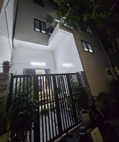 Cần bán Nhà trong hẻm 50m²