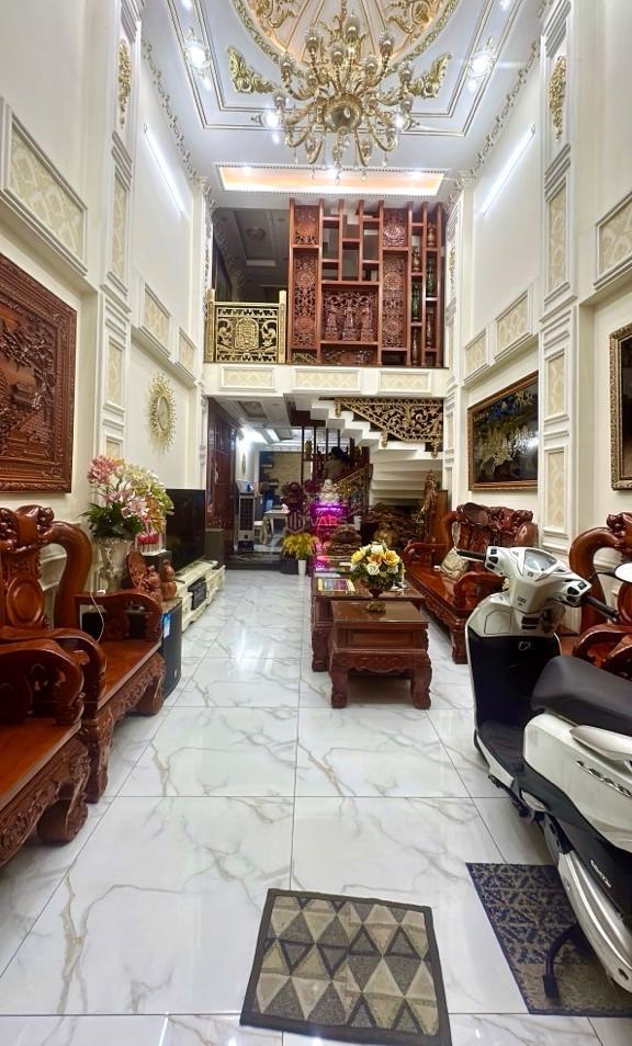 Bán Nhà trong hẻm 64m²