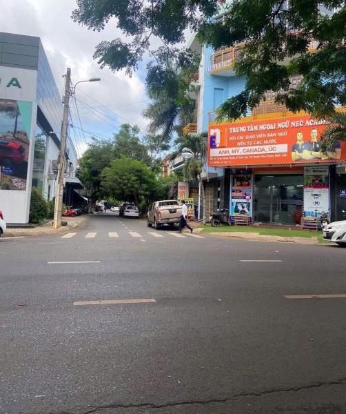 Bán Nhà mặt phố 95m²
