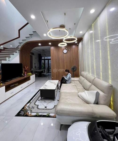 BÁN NHÀ HẺM Ô TÔ TRƯƠNG CÔNG ĐỊNH ( DT: 107M2) + 1TR3L 🏣 + NỘI THẤT XỊN + GIÁ 9 TỶ 8
