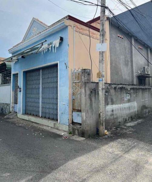 Bán Nhà trong hẻm 98m²