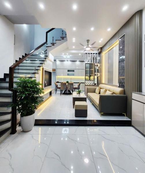 Bán Nhà mặt phố 45m²