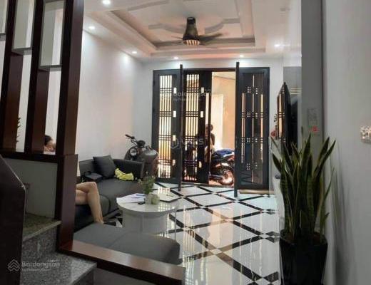 Chính Chủ bán nhà ngõ 406 Âu Cơ - 🏚️ 37m2 - 5 tầng - nhà đẹp ở ngay - chỉ 5.8 tỷ.