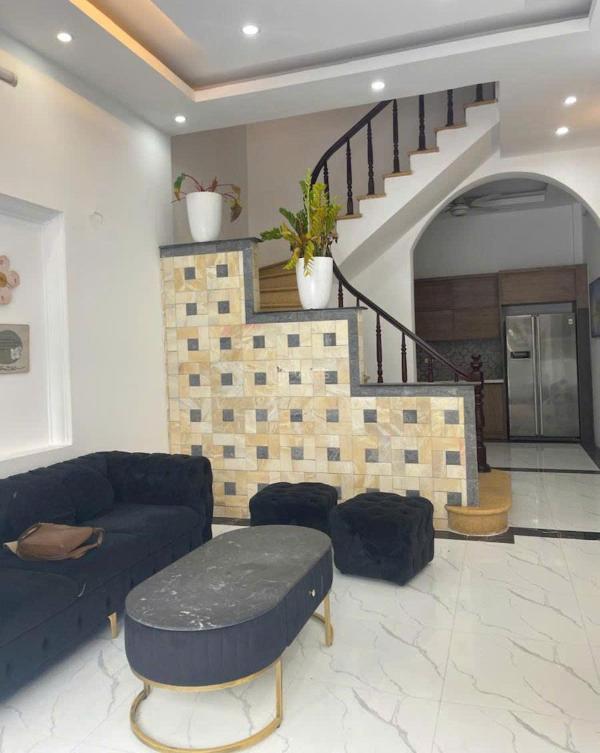 Bán Nhà trong hẻm 40m²