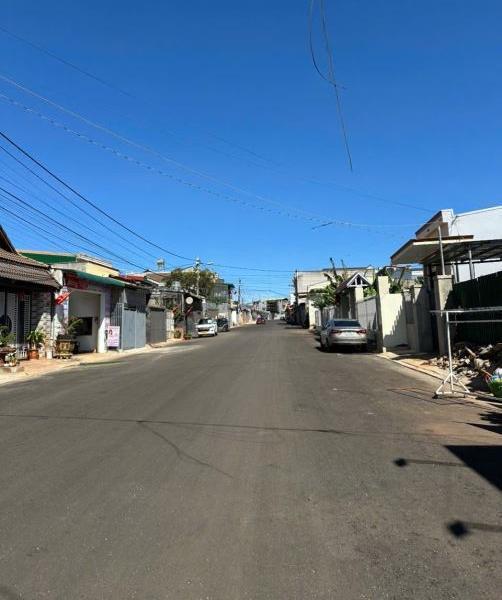 BÁN NHÀ MẶT TIỀN ĐỖ NHUẬN VỊ TRÍ ĐẸP GẦN HÀ HUY TẬP 🏢 👉Diện tích: 4,7 x26m❌5tỷ