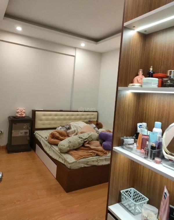 Nhà ít người biết hồng mai 🏣 30m/32m, 5 tầng, mặt tiền 4.5m, 6.4 tỷ hai bà trưng.