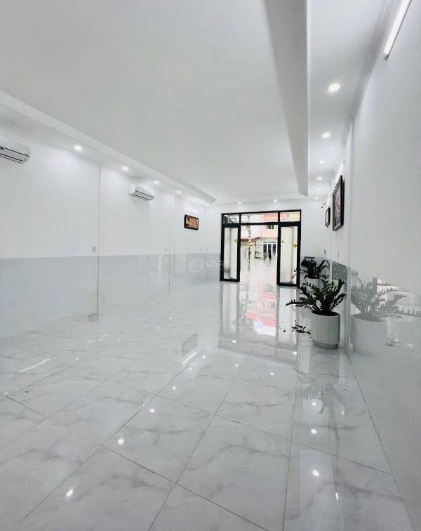 Cần cho thuê Nhà mặt phố 93m²