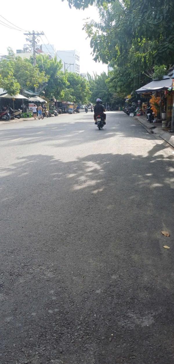 Bán Đất nền riêng lẻ 170m²